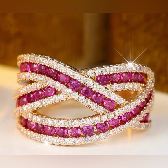 Statement ruby ring - Picture 1 of 2